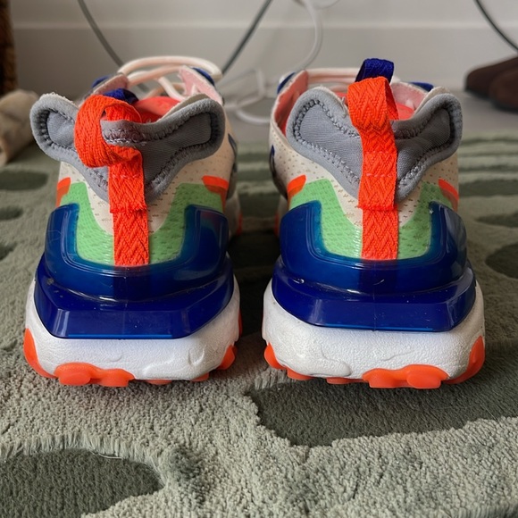 Nike React Vision // Women’s Size 9 - Picture 3 of 9